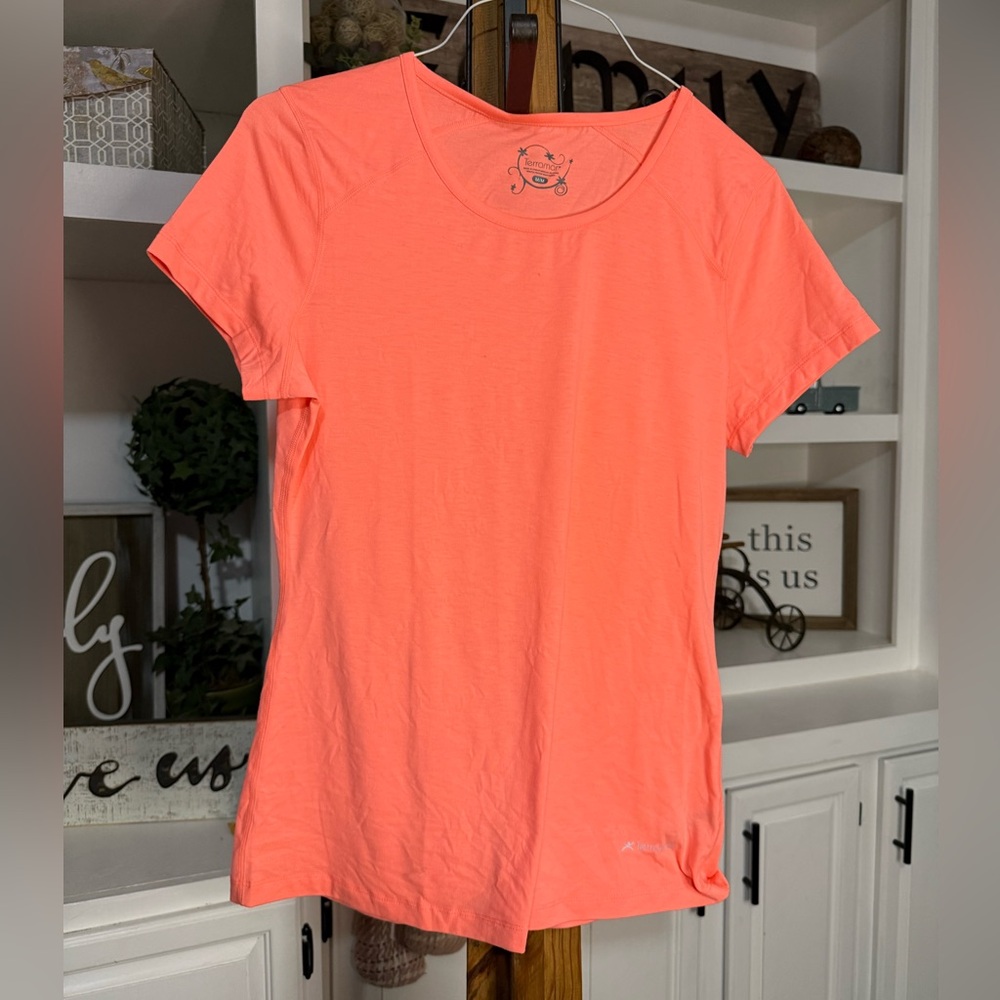 Women's Coral Athletic Top